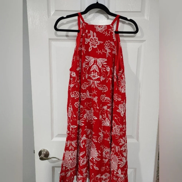 Westport Red & White Floral Embroidered A-Line Dress in Size 1X - Picture 7 of 9